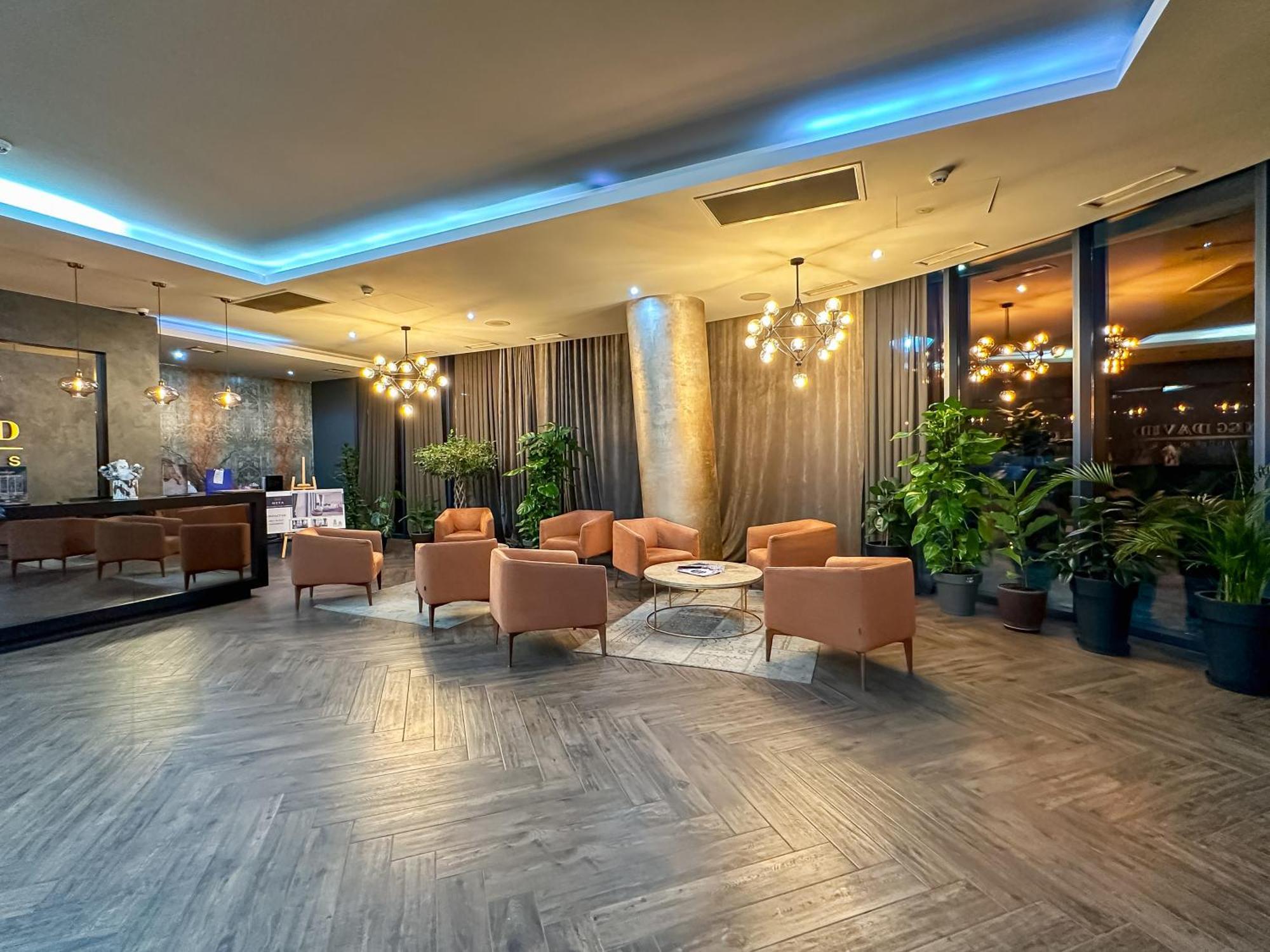 King David - 2 Bedroom Luxury * Tbilisi