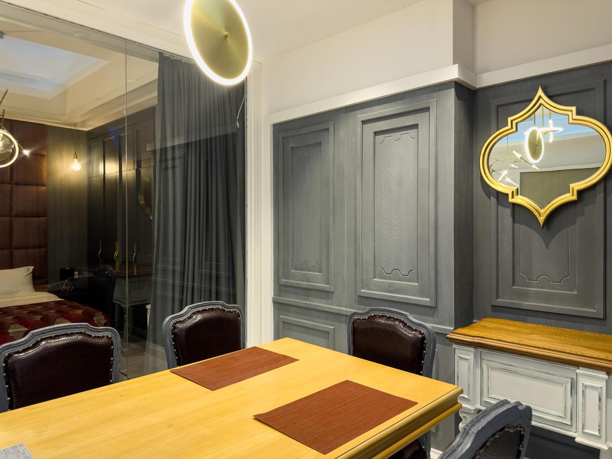 King David - 2 Bedroom Luxury Tbilisi